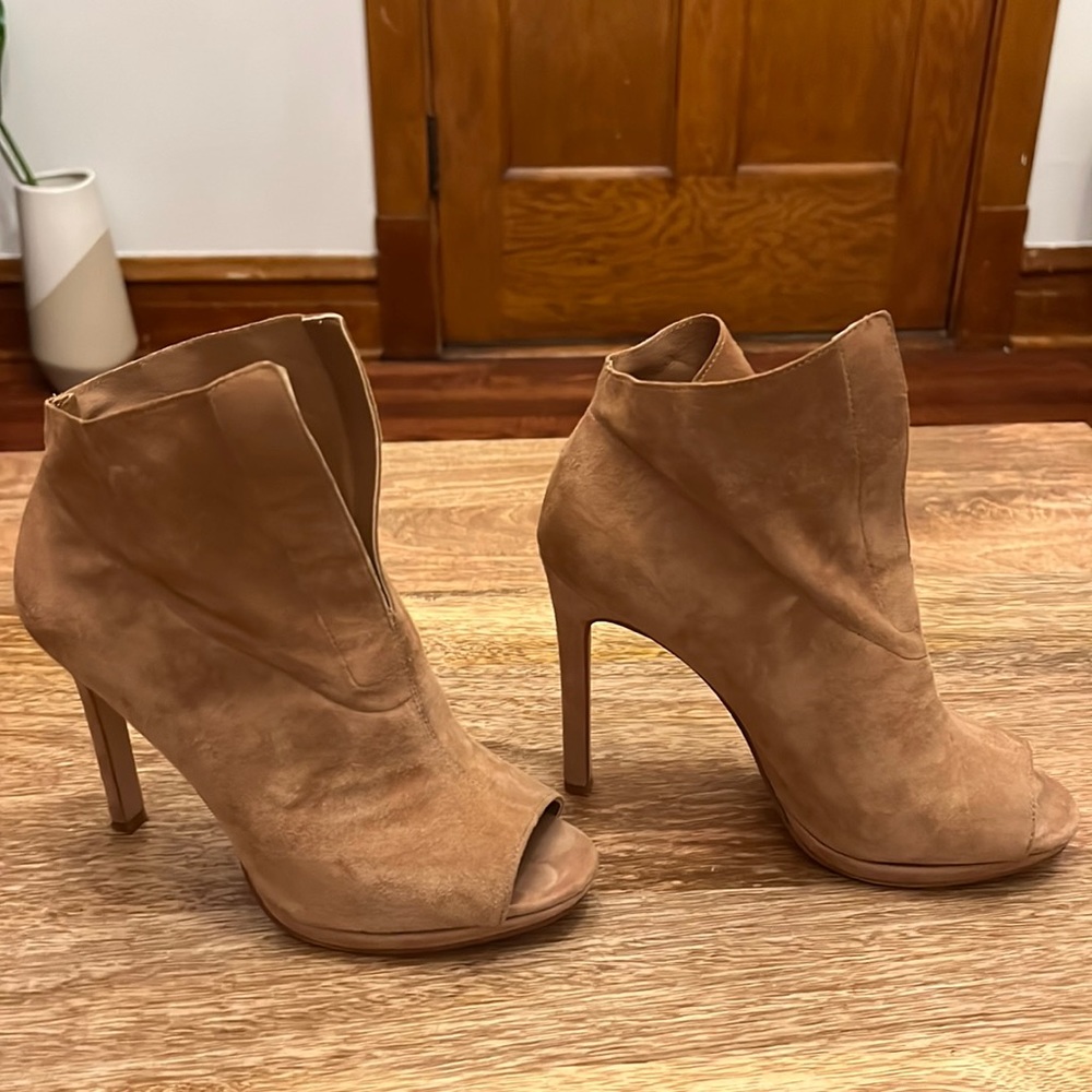 Vince Camuto heel suede booties